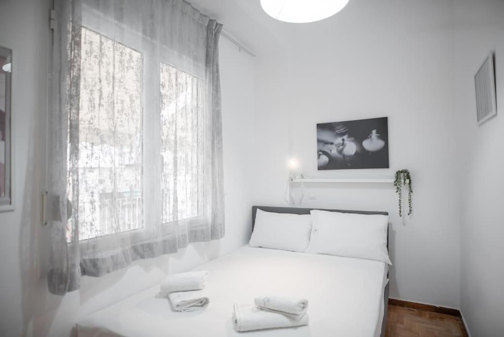 Spacious Penthouse Near Downtown 아테네 외부 사진