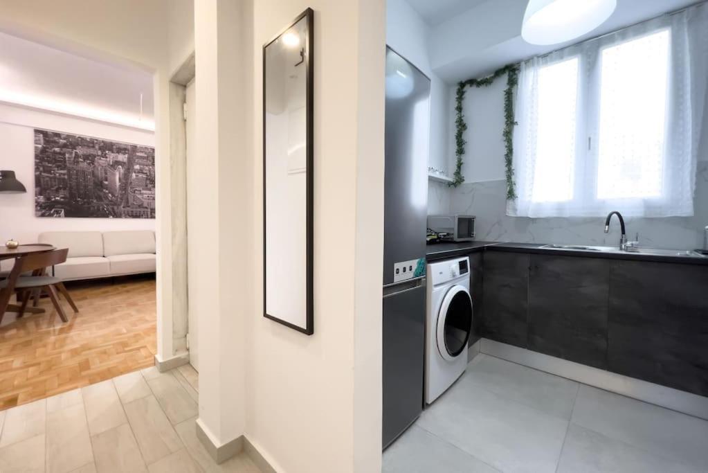 Spacious Penthouse Near Downtown 아테네 외부 사진
